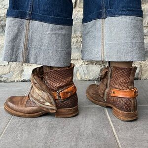 A.S. 98 Brown Leather Ankle Boots